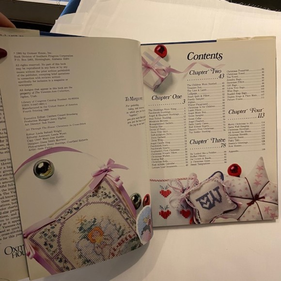 ALL THROUGH THE HOUSE Christmas in Cross Stitch Great Patterns Sewing Crafts - Picture 3 of 13